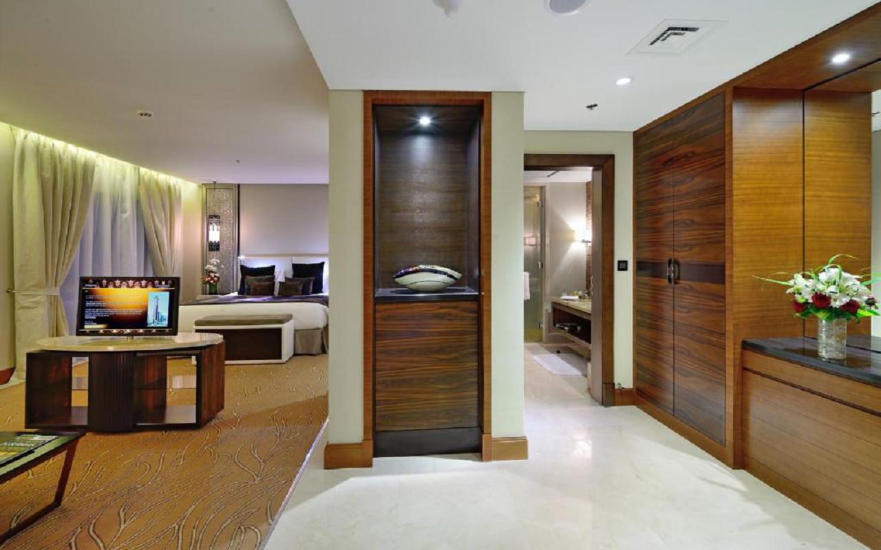 1 Bedroom Executive Suite 3