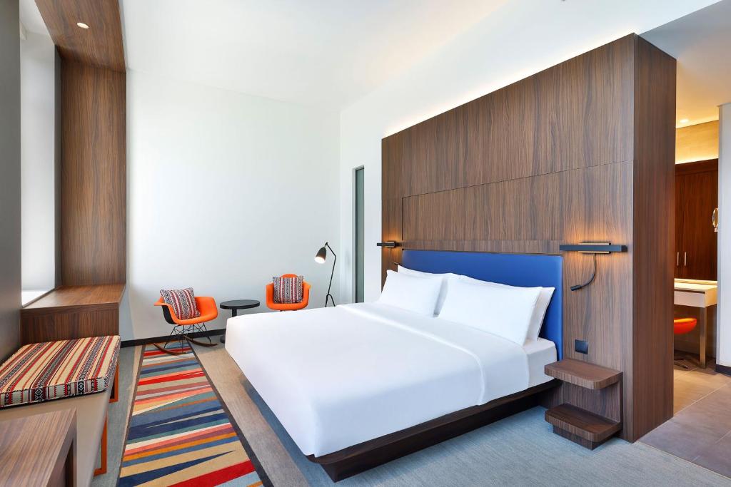 Aloft Guest room 2 Twins 2