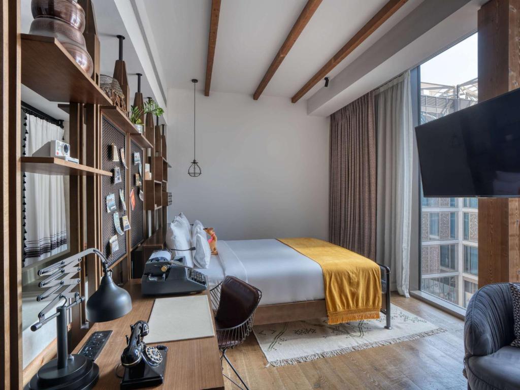 Famstay Suite 3