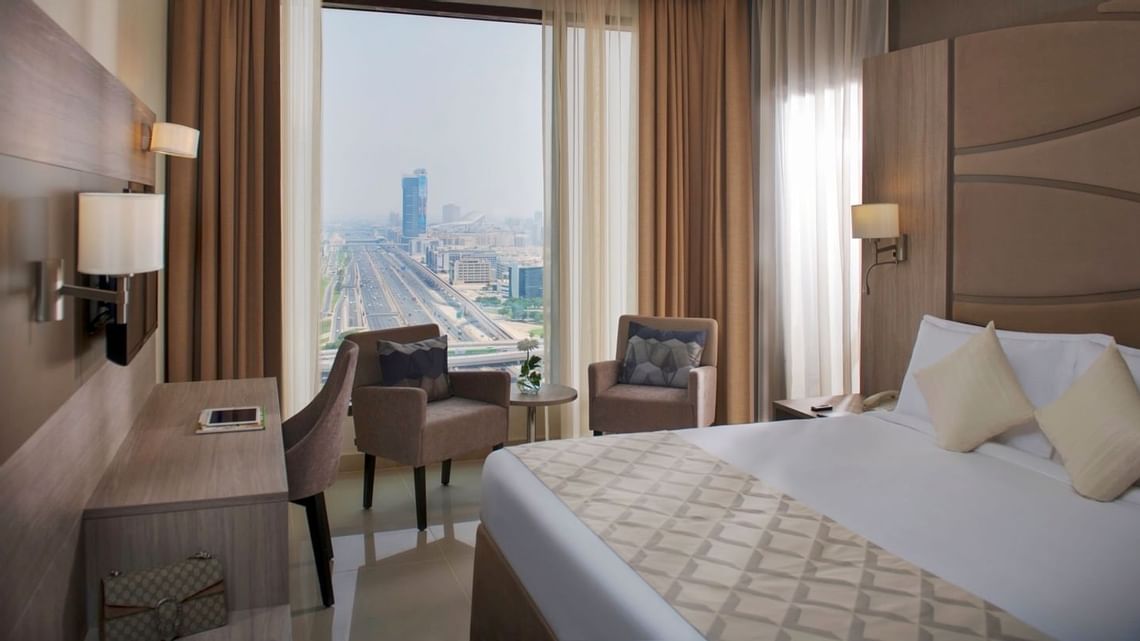 Deluxe Suite 2