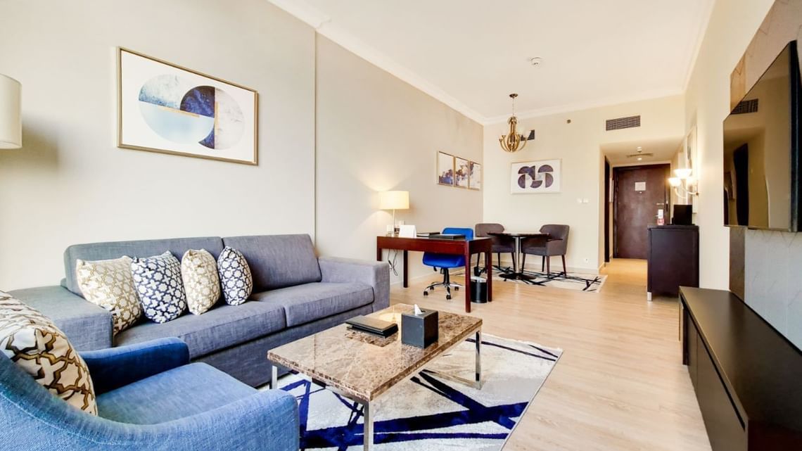 2 Bedroom Apartment City View 4