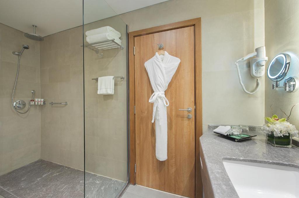 Executive Suite 1