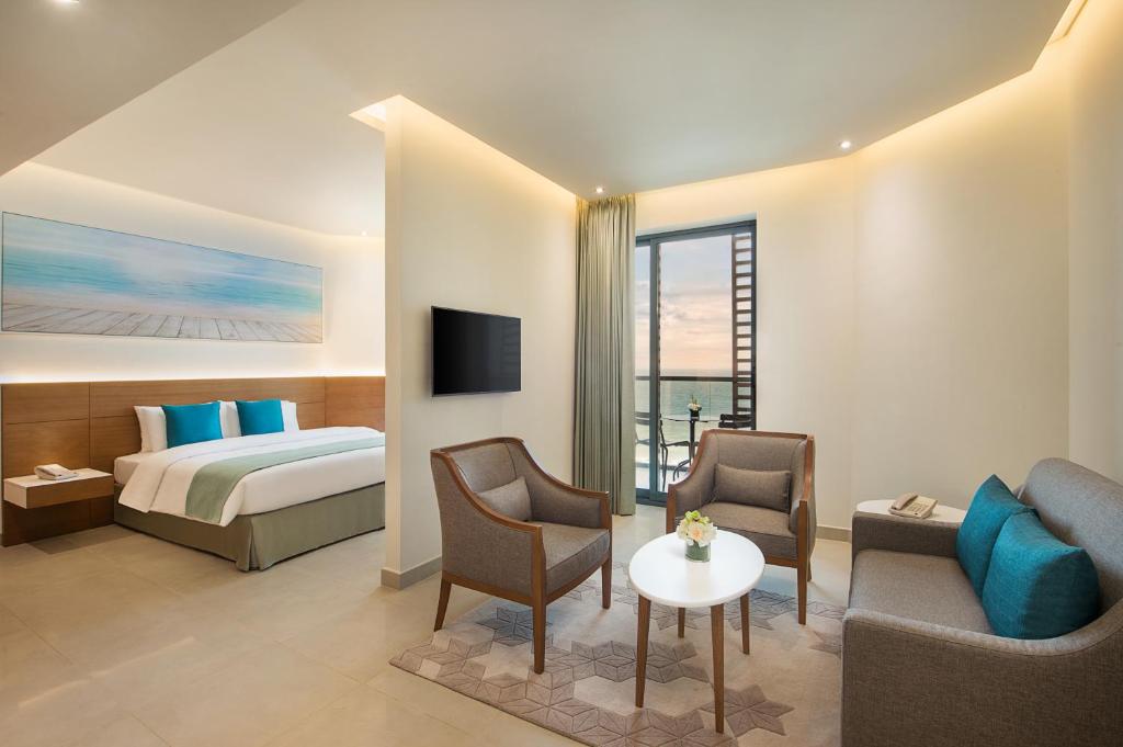 Executive Suite 2