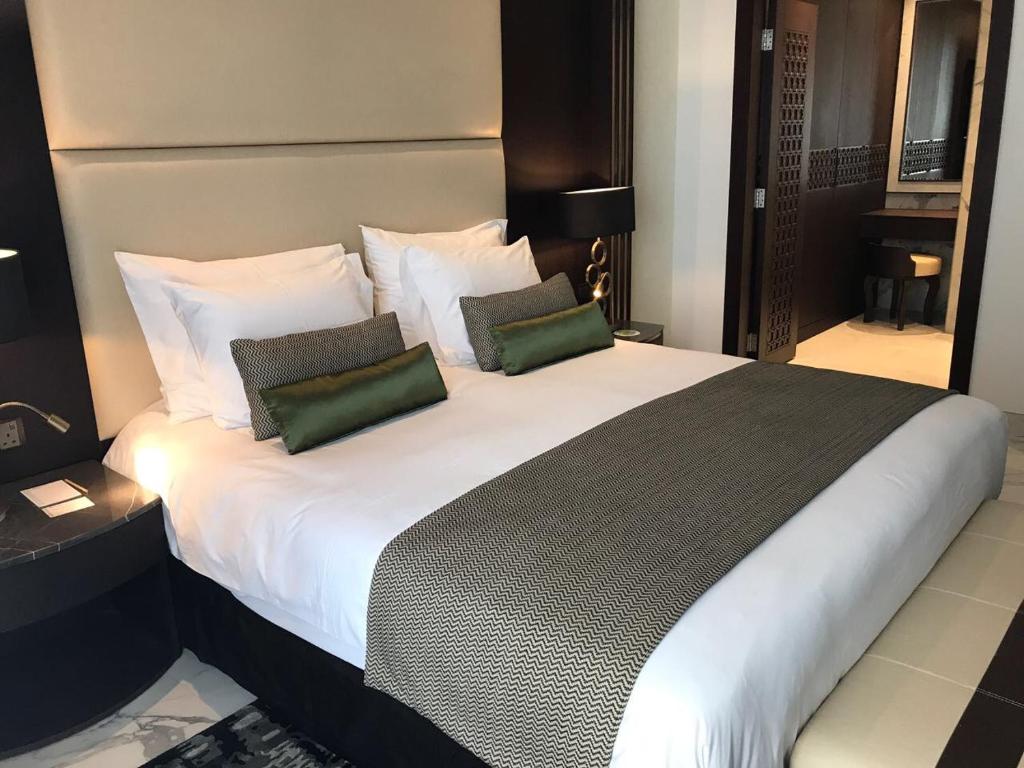 Executive Suite 1