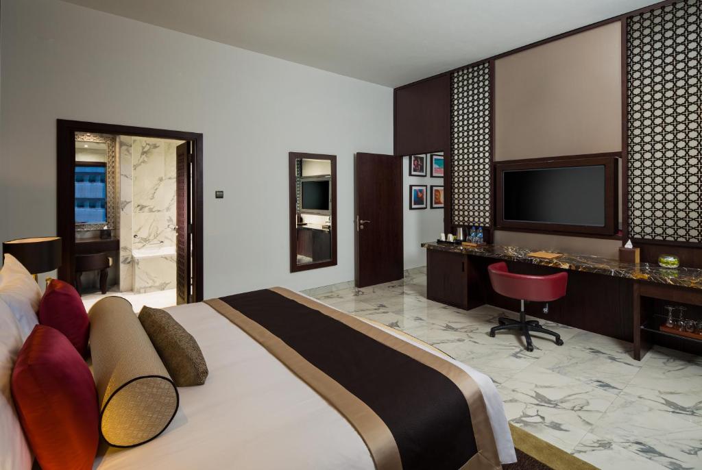 Executive Suite 3