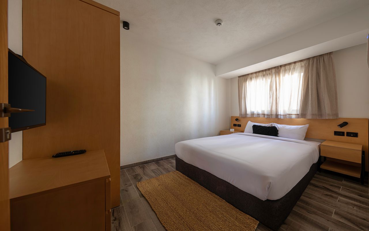 Executive Suite 3