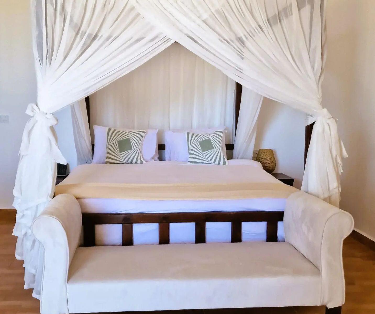 Garden Suite 1