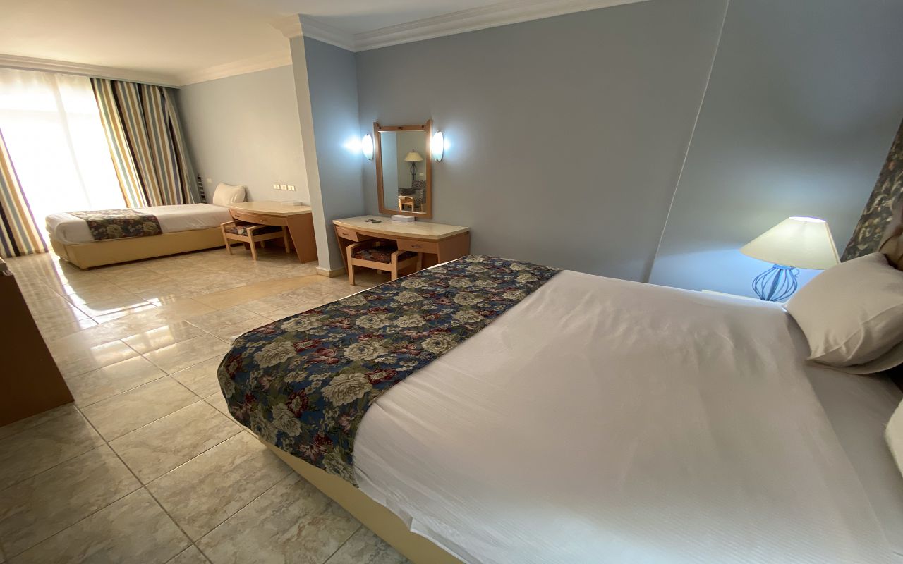 Junior Suite 4