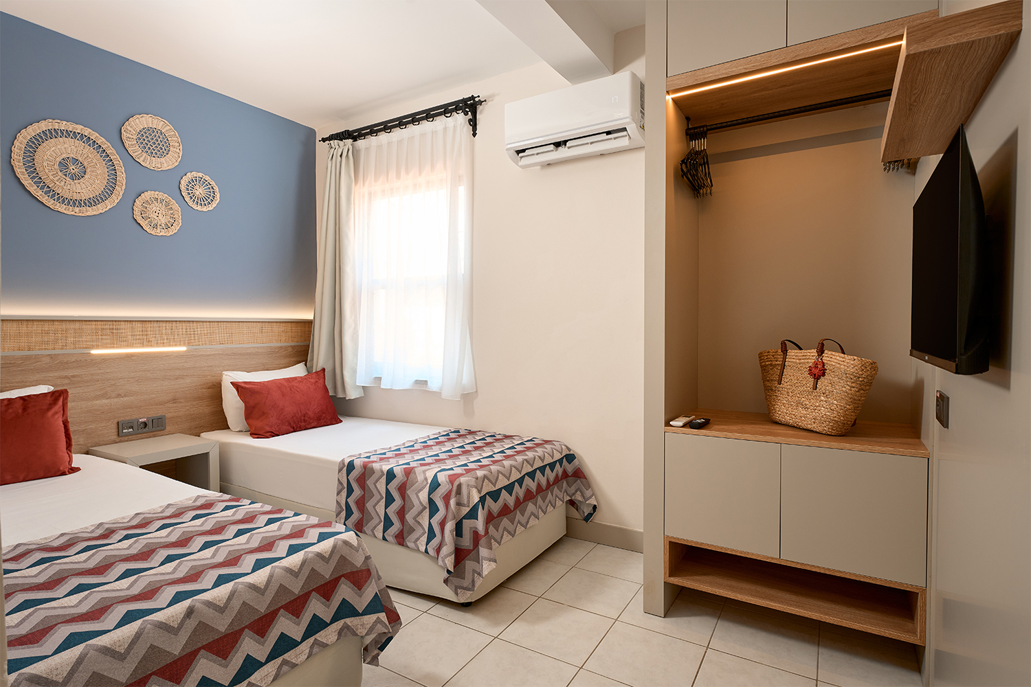 Family Room 1