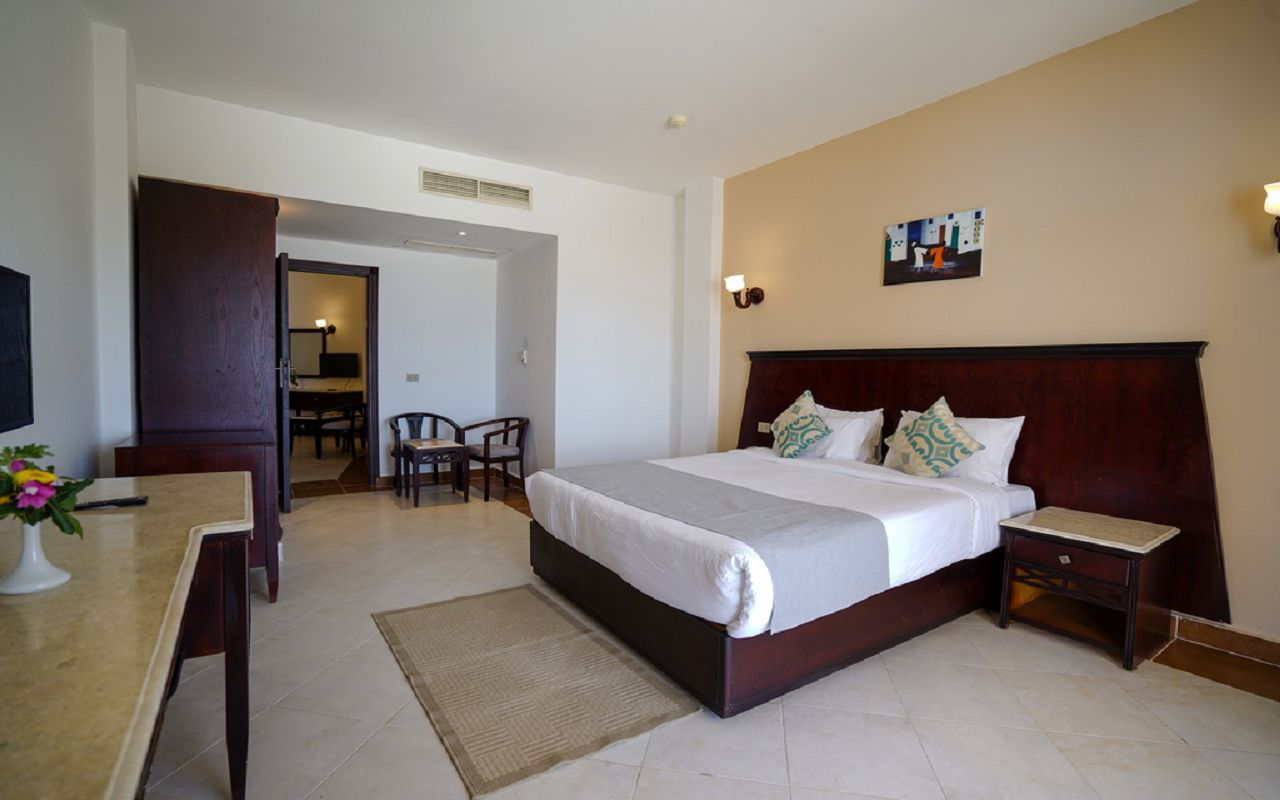 Family Room 3