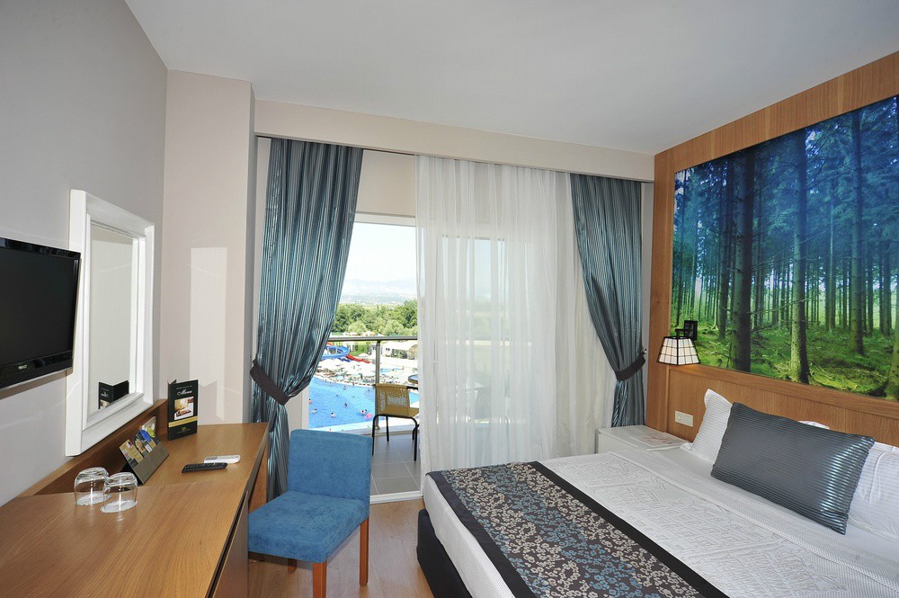 Family Room 1
