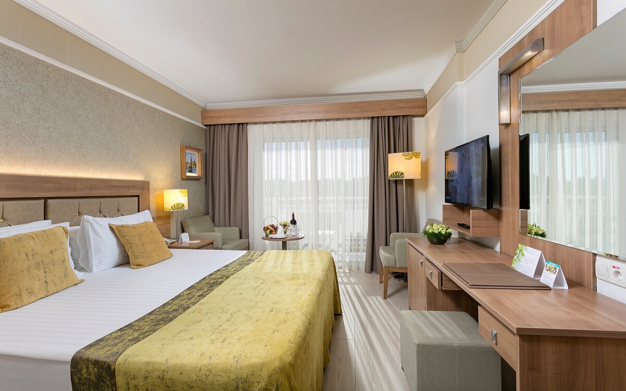 Family Room 1