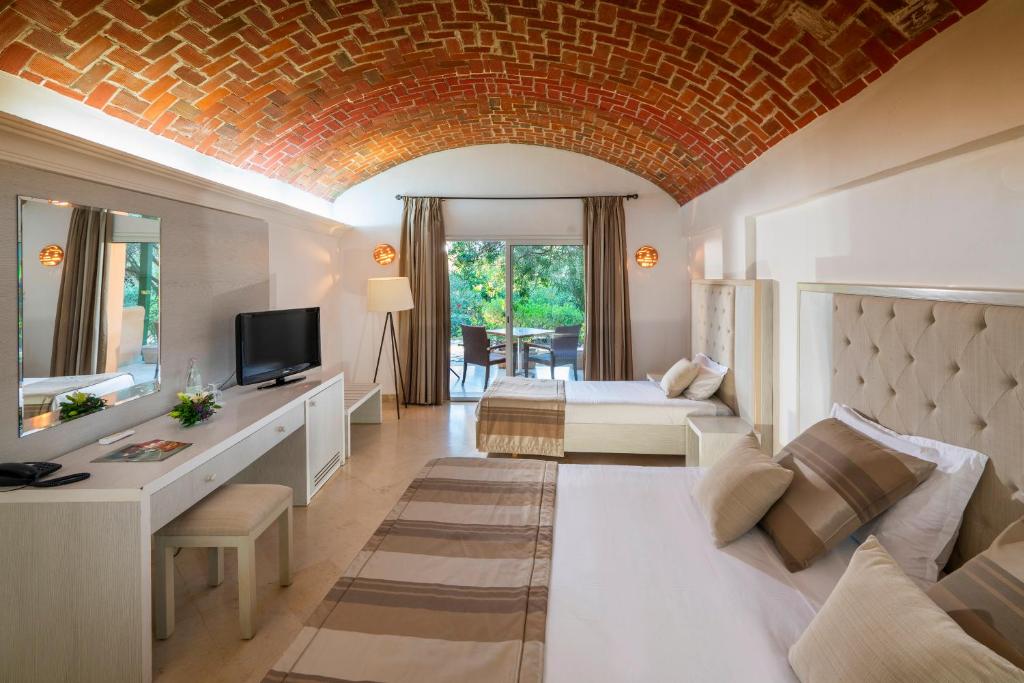 Family Room 2