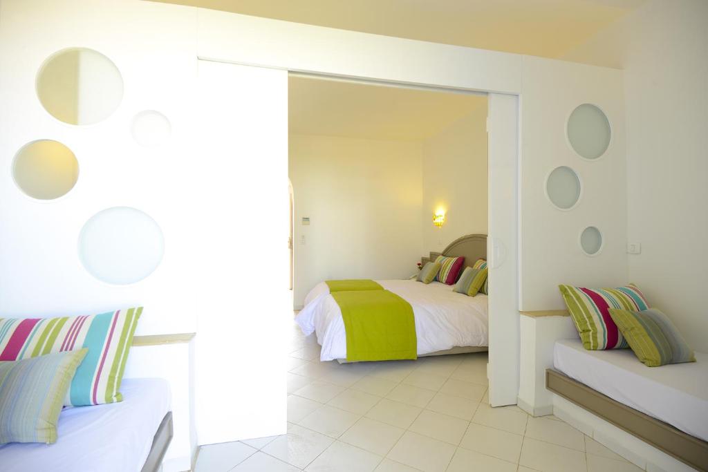 Family Room 1