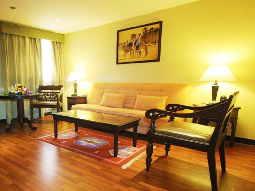 Family Suite 2