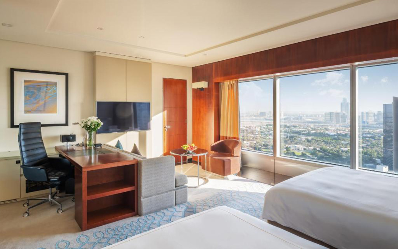 Club Room 4