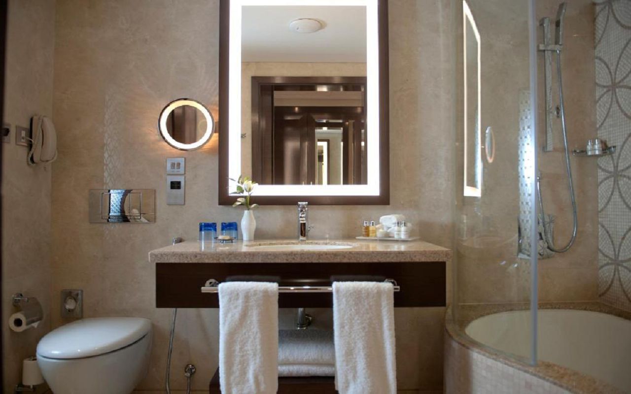 Deluxe Room 1