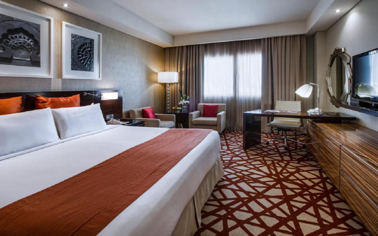 Deluxe Room 2
