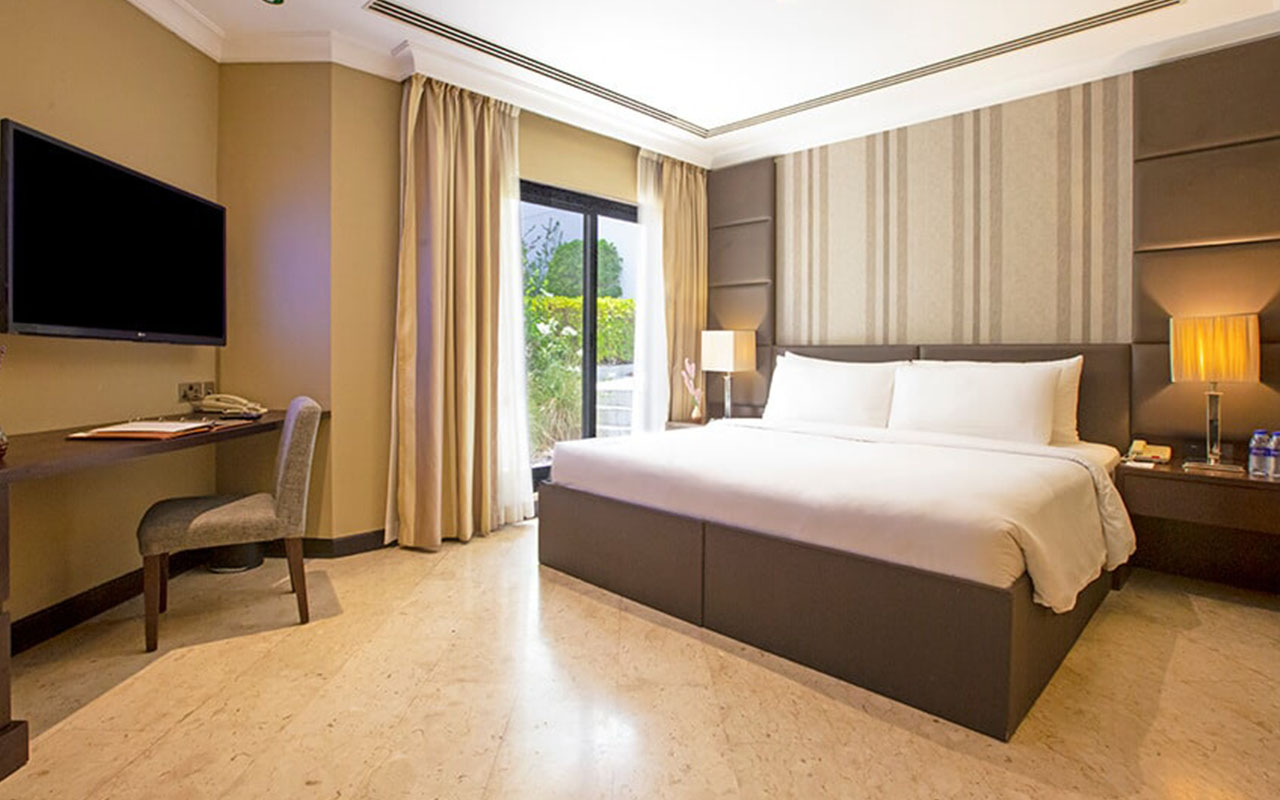 Deluxe Room 2