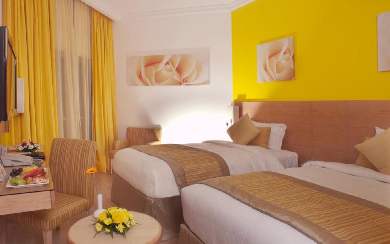 Deluxe Room 1