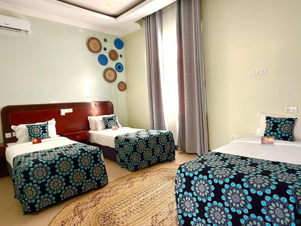 Deluxe Room 2