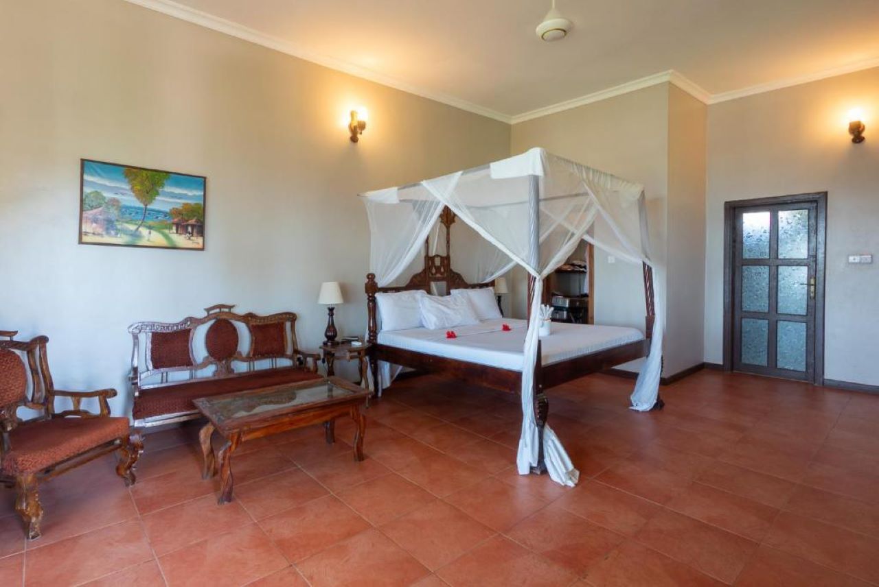 Deluxe Room 1