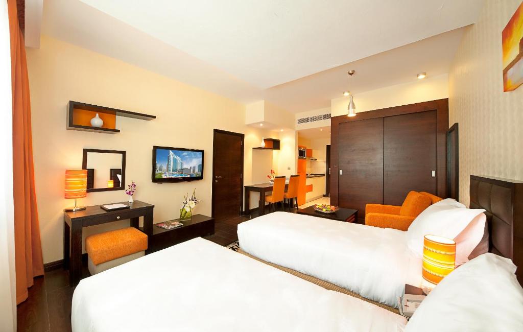 Deluxe Room 2