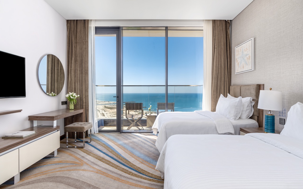 Deluxe Room 3