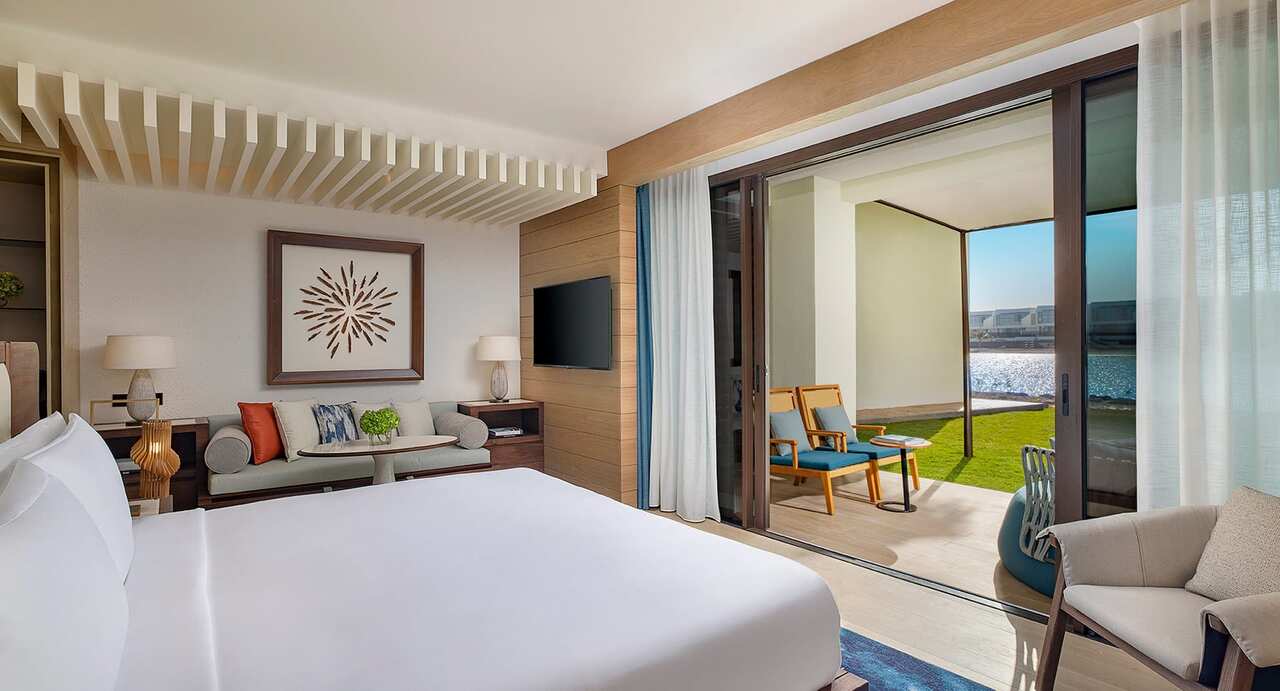 Deluxe Suite 1
