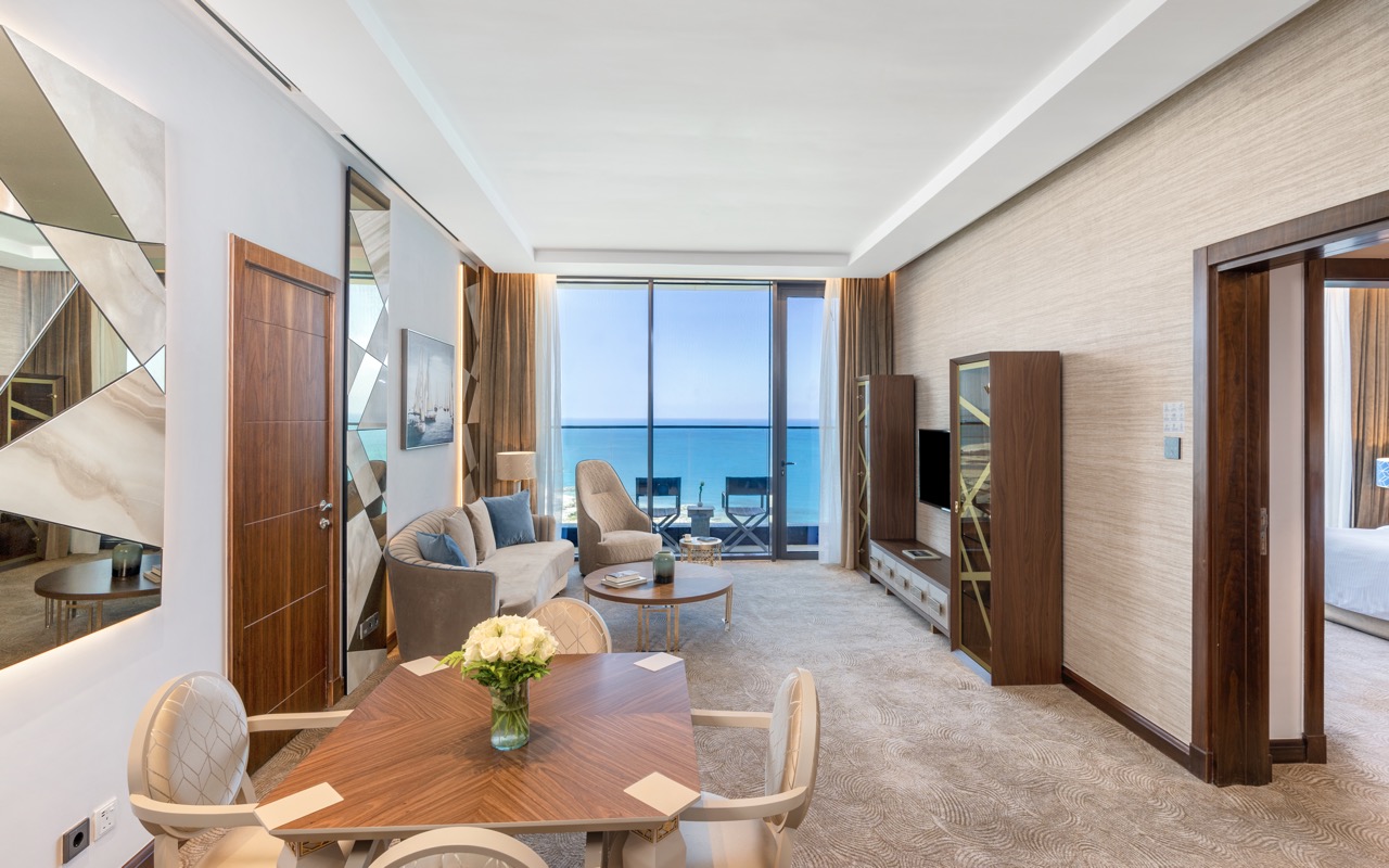 Deluxe Suite 3