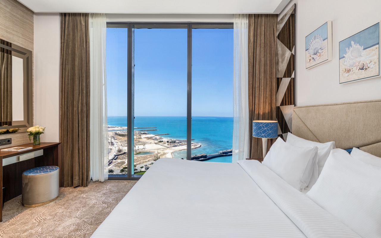 Deluxe Suite 1