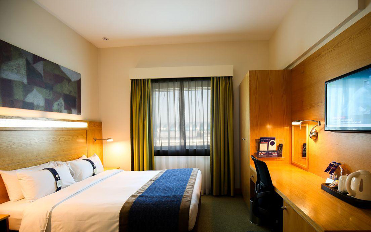 Standard Room 4