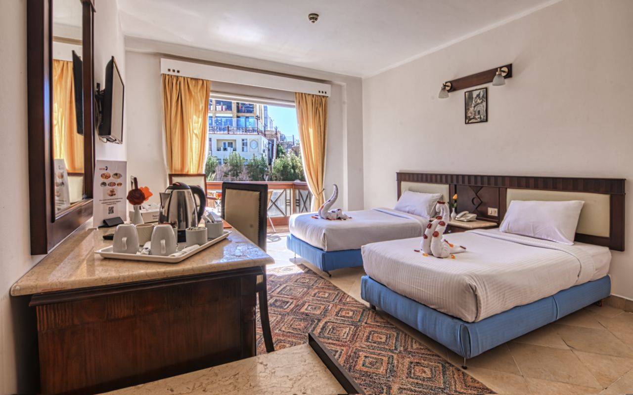 Standard Room 4
