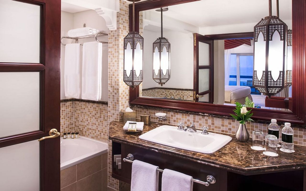 Junior Suite Sea View 2