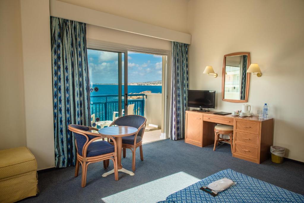Superior Room Sea View 4