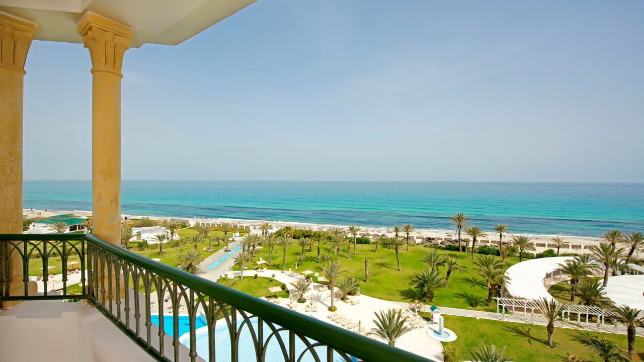 Superior Room Sea View 4