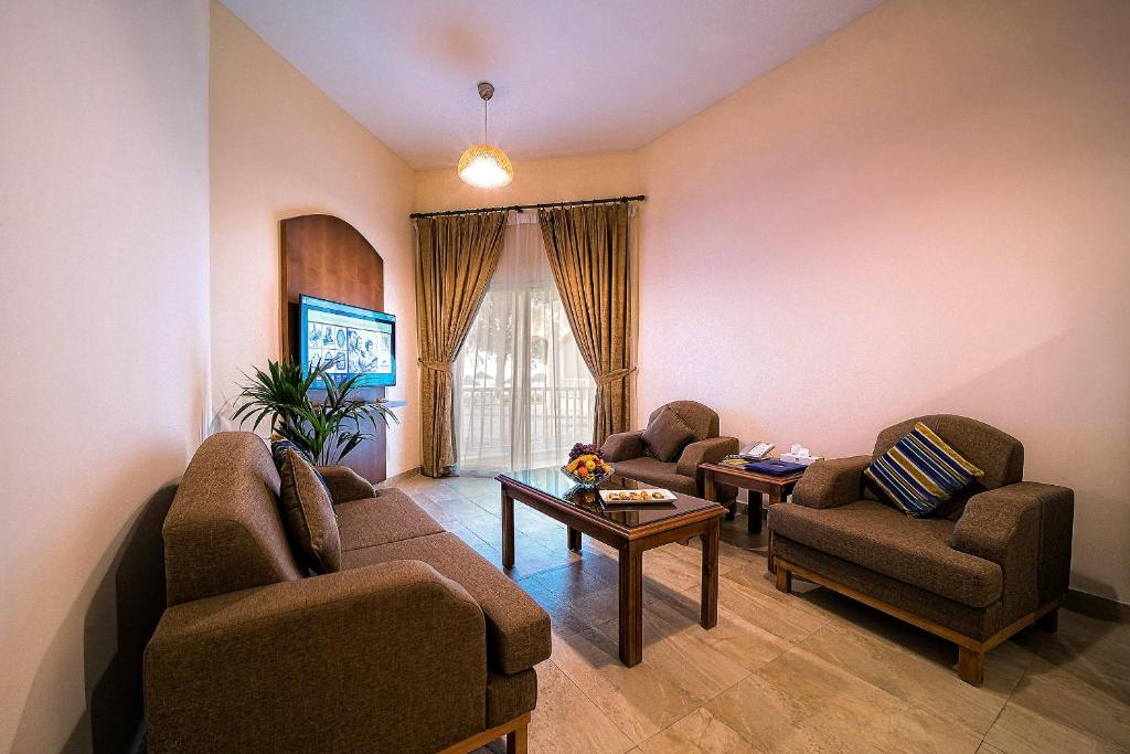 Ambassador Suite 3