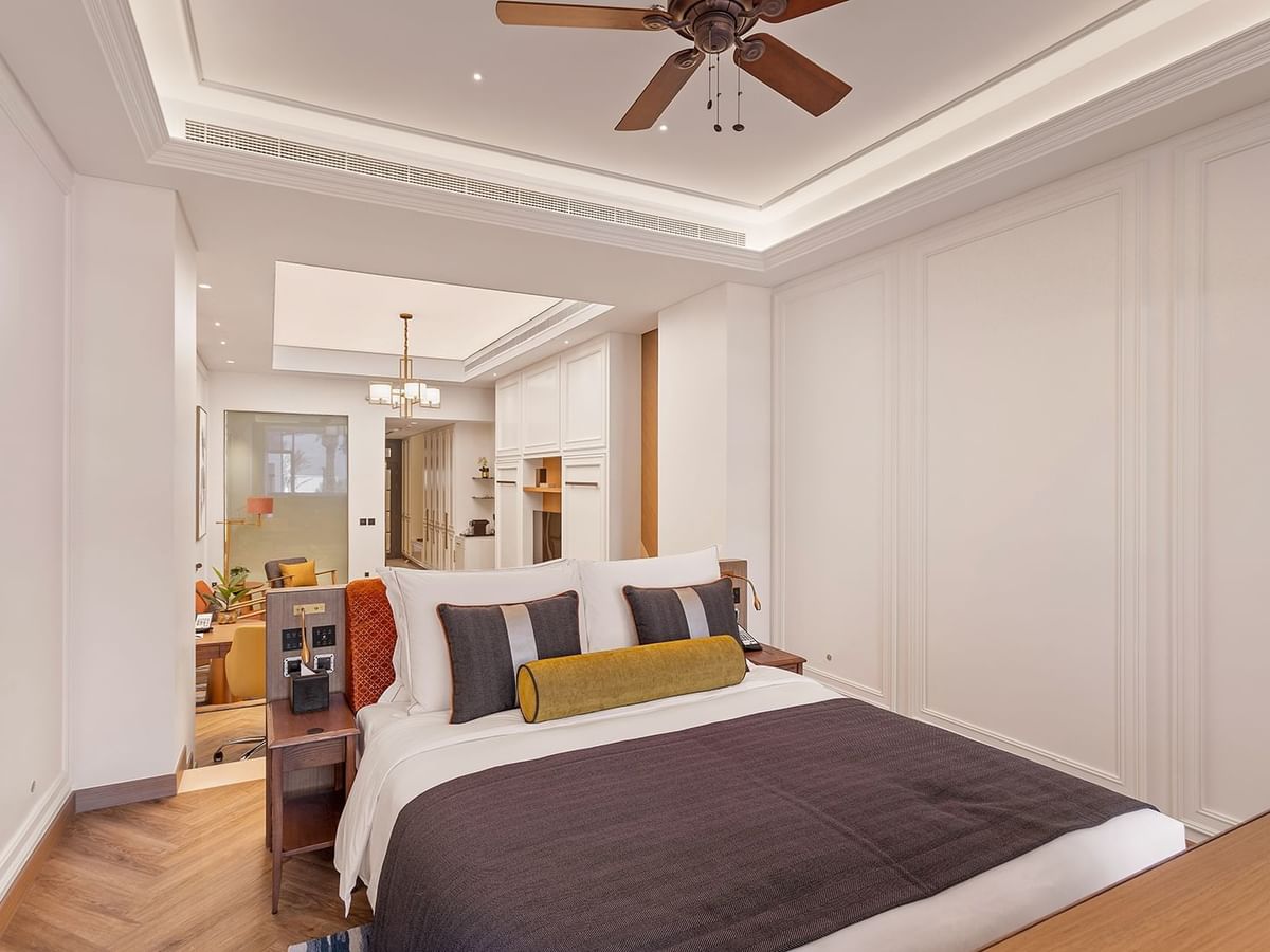 Executive Room 2