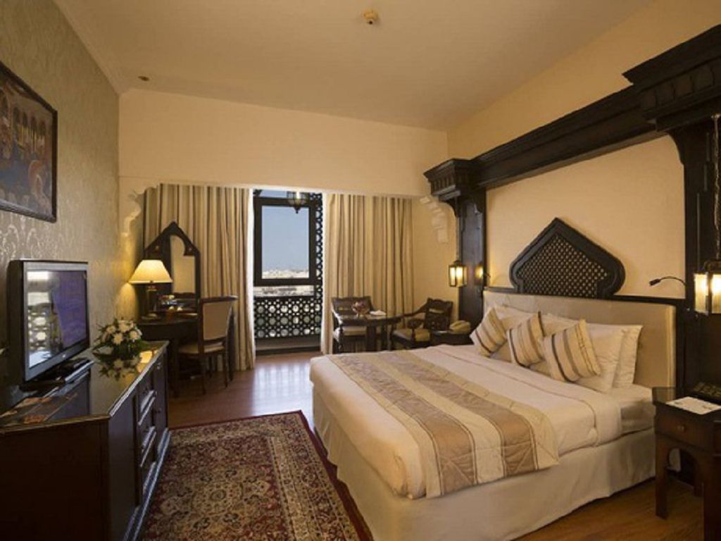 Executive Room 3