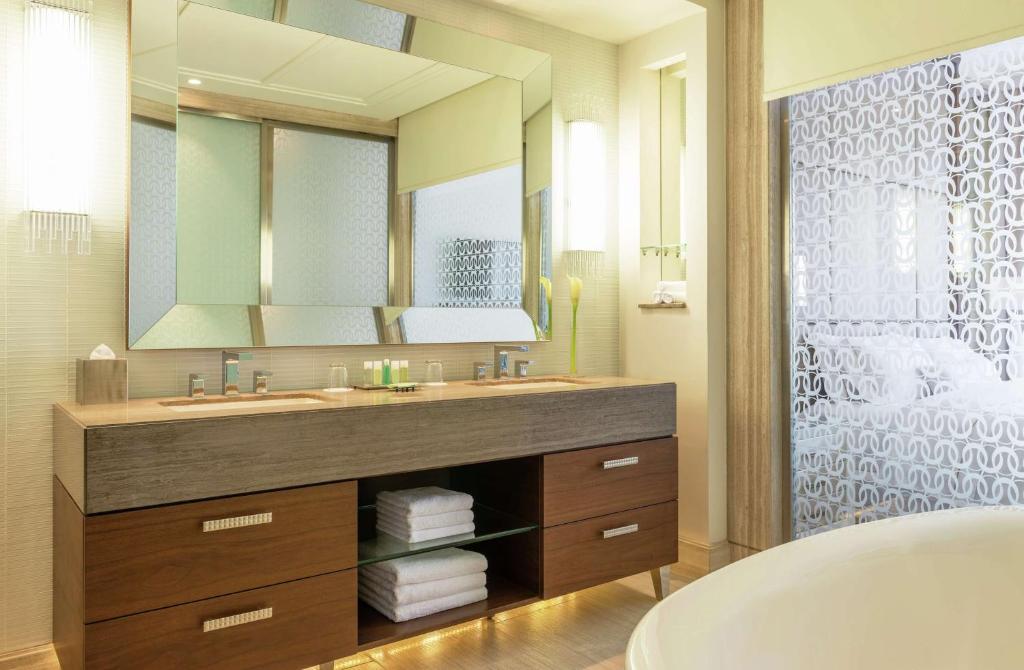 Executive Room 3