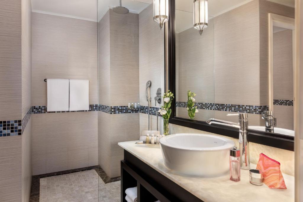 Executive Room 3