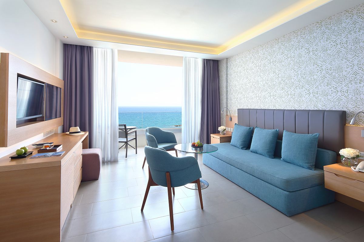 Executive Suite Sea View 4