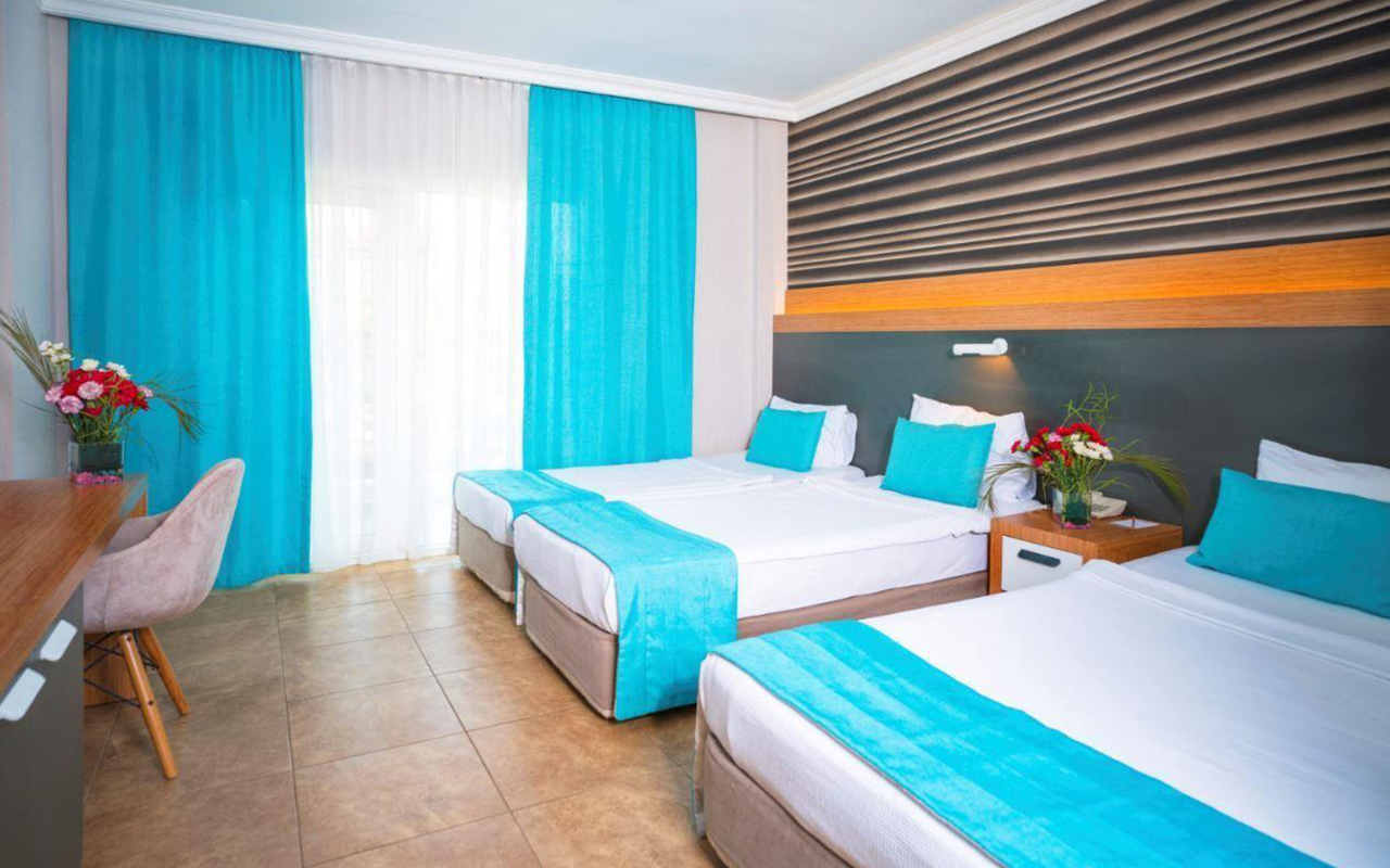 Large Room 1