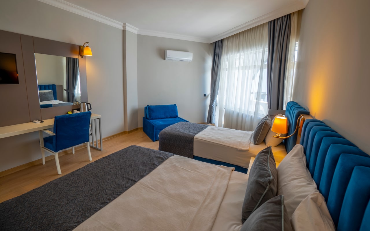 Large Room 2