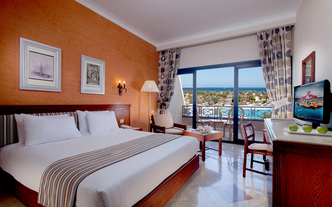 Pool View Room 4
