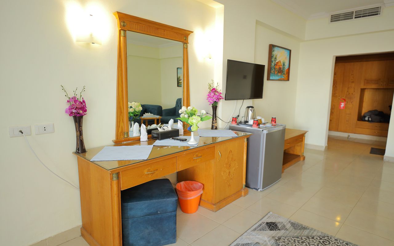 Pool View Room 3