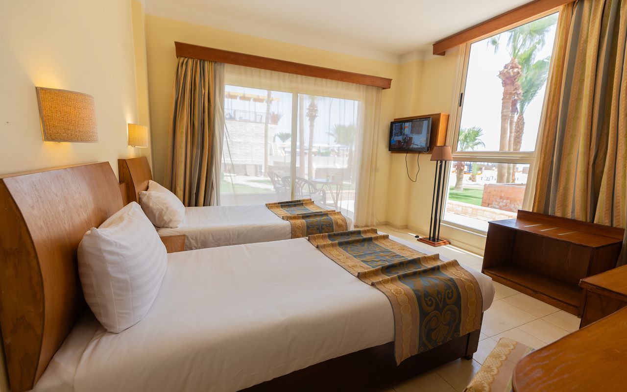Standard Room Sea View 3