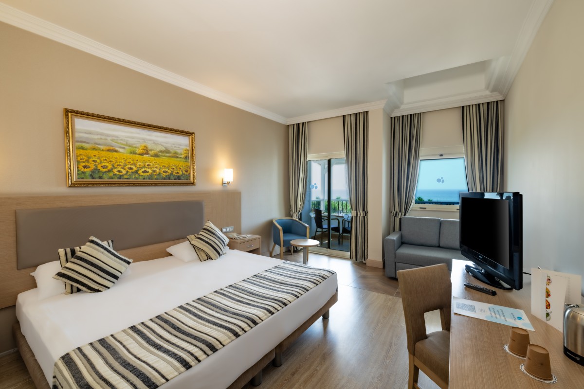 Standard Room Sea View 3