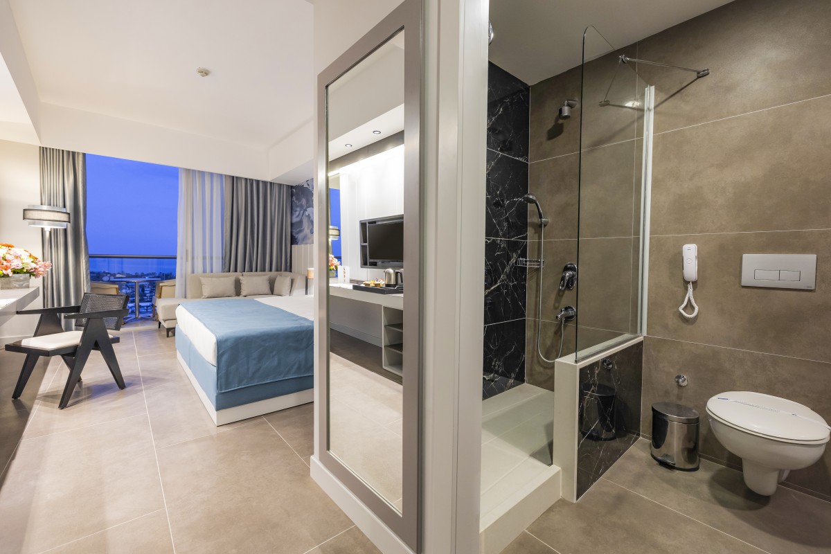 Standard Room Sea View 3