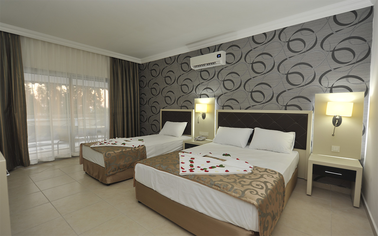 Standard Room Sea View 2